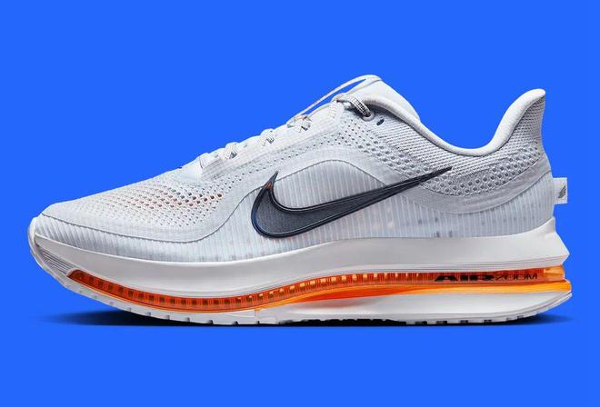 Nike跑鞋把能给的都给足了球盟会网站入口配置诱人！这双(图3)