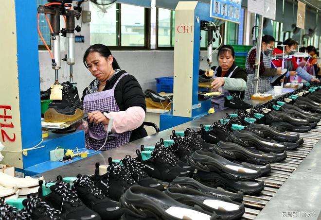 莞制鞋工程师笑谈四大原因耐克美国制造计划完败东(图2)
