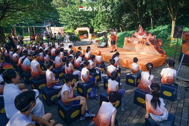 越野跑大神”食毒菌身亡 犀牛说幺妹峰北壁国人首度登顶； “(图38)