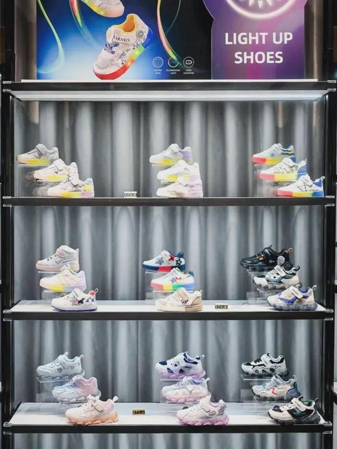 复购泰兰尼斯“黑科技”到底是啥一双童鞋卖1499元家长却年年(图7)